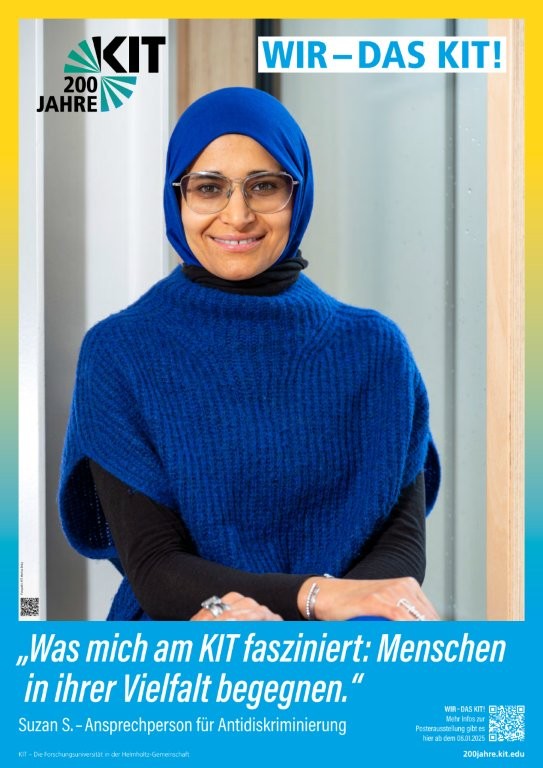 Eine Frau lächelt, Kampagne vom KIT zur Vielfalt.